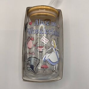 Alice in Wonderland Glass Tumbler with Straw and Lid